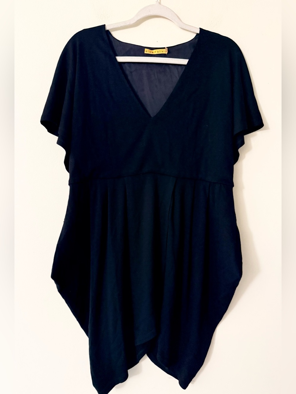 Alice + Olivia Black V-Neck Handkerchief Hem Tunic Dress, size L